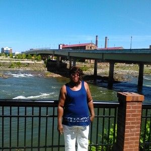 Meet your Posher, Linda